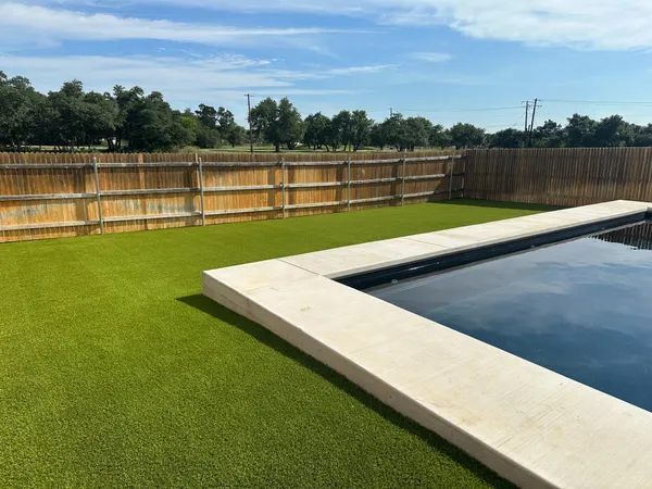 Luckenbach - Image 4