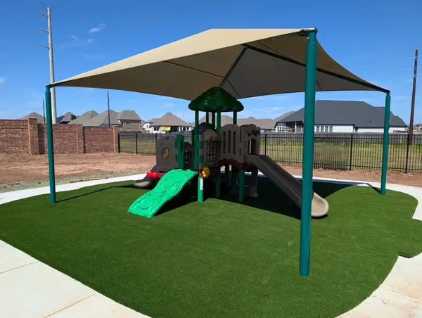 Southern Play - Image 9