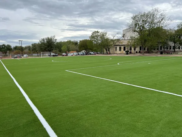 Southern Play - Image 11